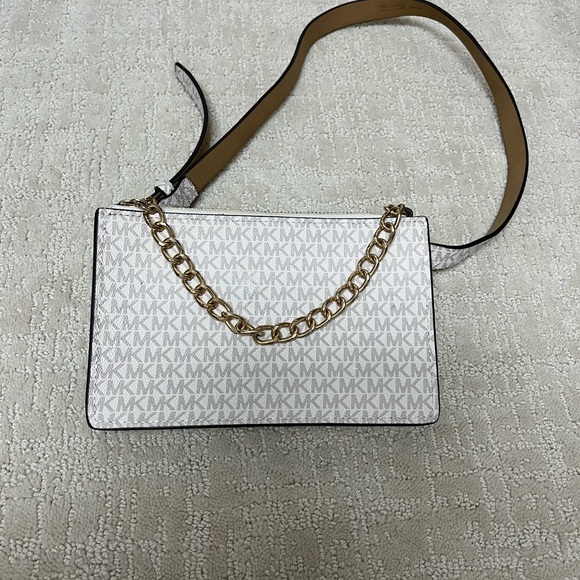 Michael Kors White and Tan belt Bag - Picture 2 of 3